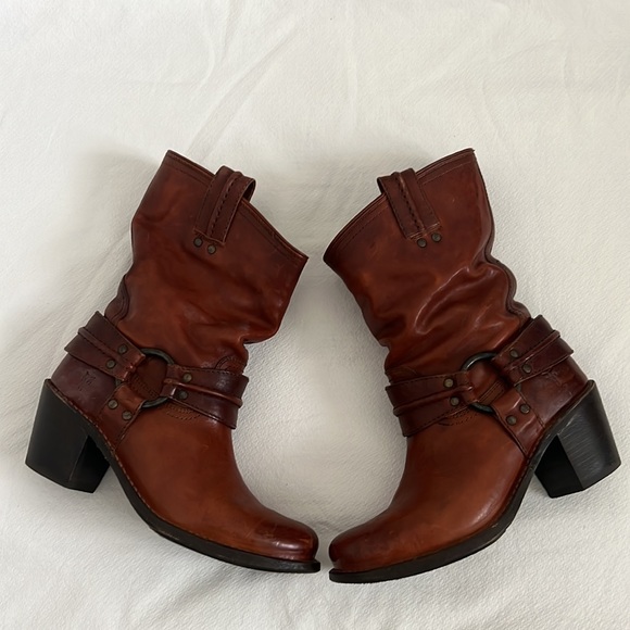 Frye Carmen Harness Short Boots - Picture 5 of 10